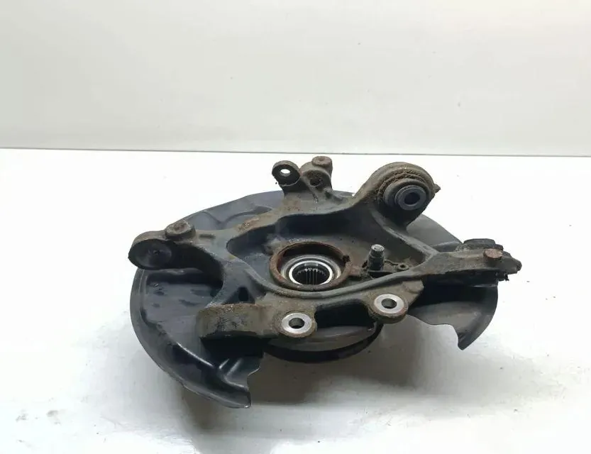 BMW 1 Series F20/F21 (2011-2020) Rear Right Wheel Hub 33651149