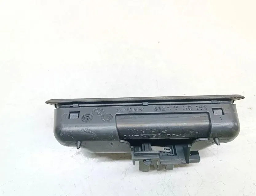 BMW 5 Series E60/E61 (2003-2010) Tailgate Handle 7118158 33655899