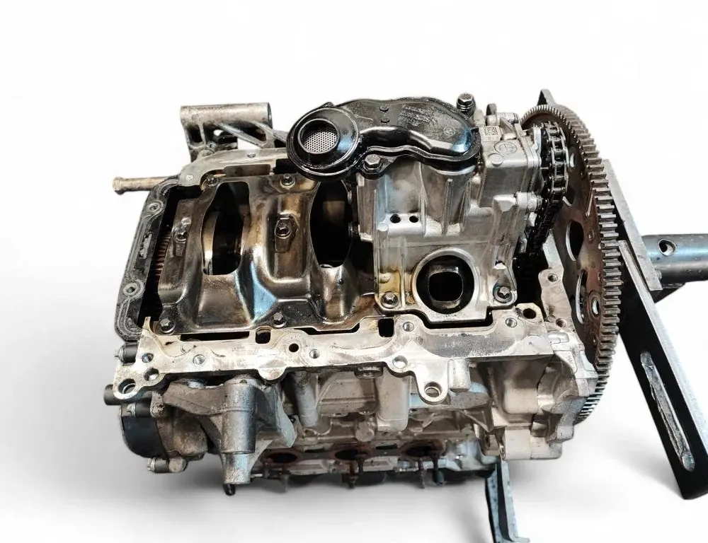 BMW 2 Series Grand Tourer F46 (2018-2023) Engine B37C15A 33659097