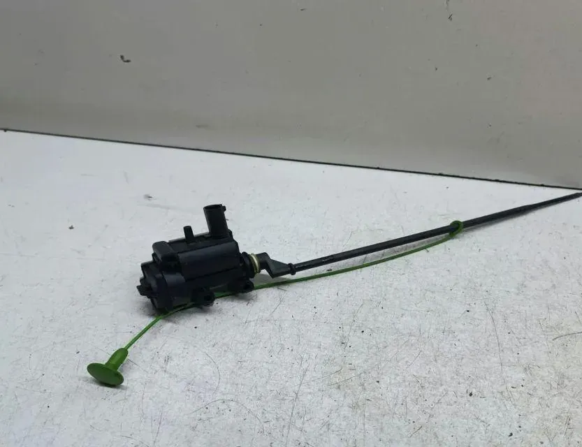 BMW X5 E70 (2006-2013) Degvielas tvertnes vāciņa bloķēšana 6985882 33659965