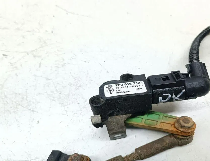 PORSCHE Cayenne 958 (2010-2018) Датчик уровня передний левый 7P0616213 33672892