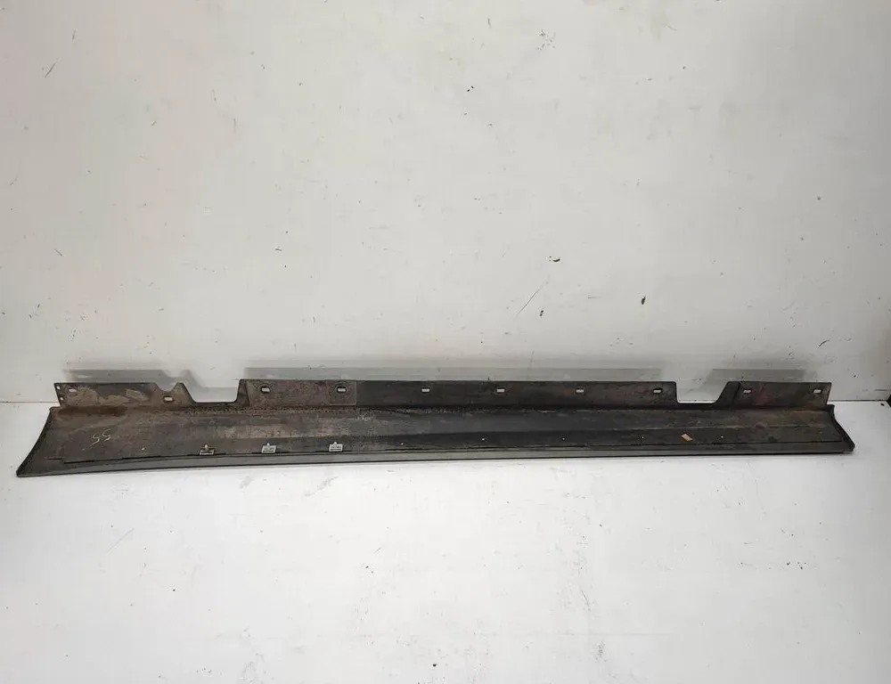 BMW 3 Series E90/E91/E92/E93 (2004-2013) Right Side Plastic Sideskirt Cover 7062298 33673898