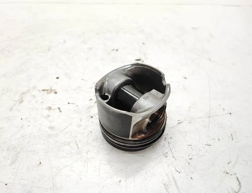 BMW 3 Series E90/E91/E92/E93 (2004-2013) Piston 84L110 33675005