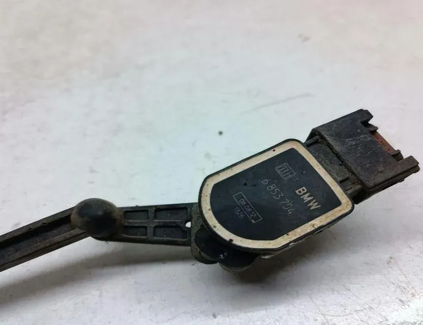 BMW X5 E70 (2006-2013) Датчик уровня передний левый 6853754 33680438