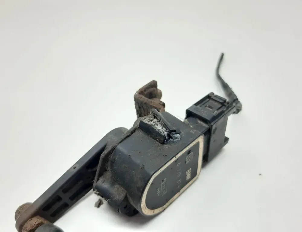 BMW X5 E70 (2006-2013) Priekšējais kreisais līmeņa sensors 6778814 33681349