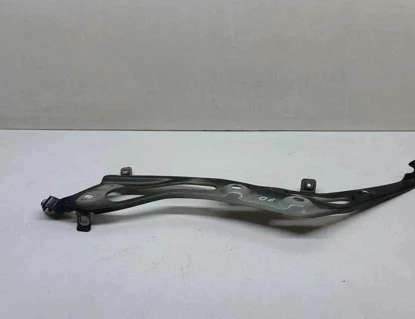 BMW 2 Series Grand Tourer F46 (2018-2023) Держатель переднего правого крыла 7200092 33682716