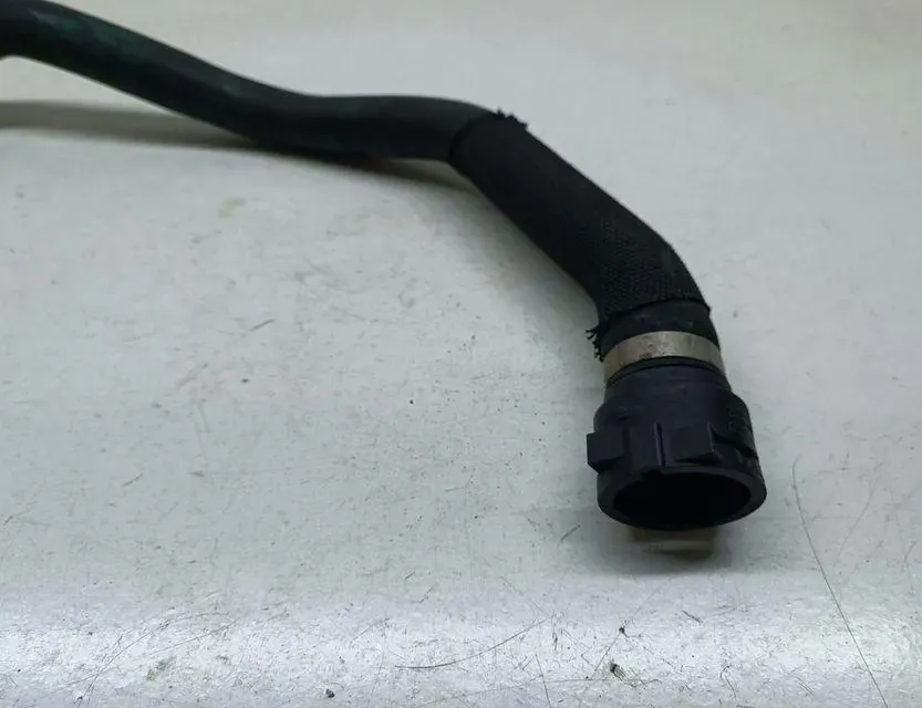 BMW 3 Series E90/E91/E92/E93 (2004-2013) Dzesēšanas šļauka / truba 6928593 33683123