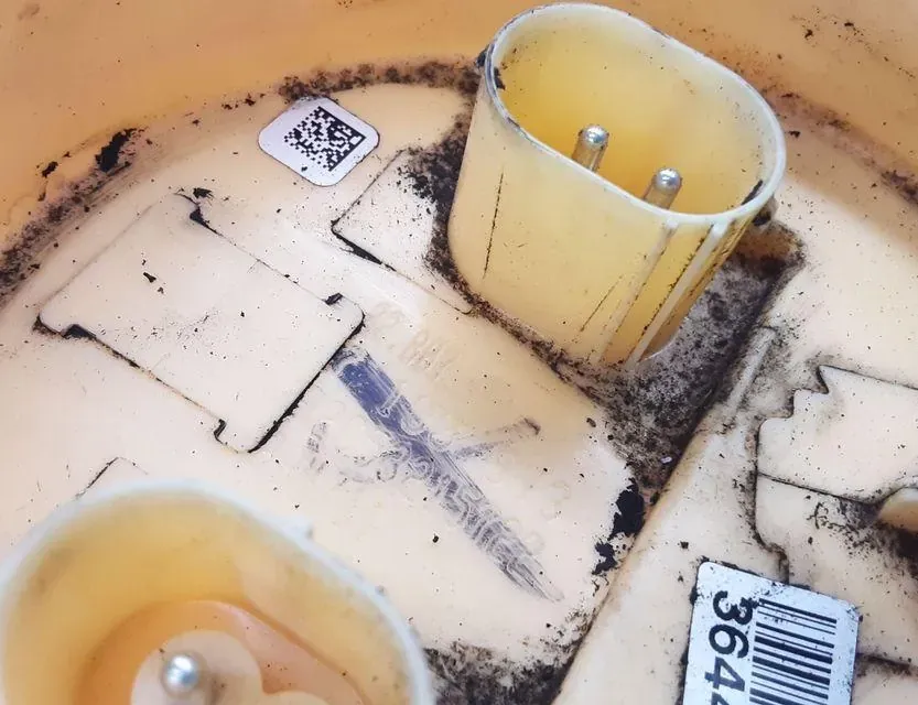 BMW 1 Series E81/E82/E87/E88 (2004-2013) Degvielas sūknis degvielas tvertnē 7190943 33698226