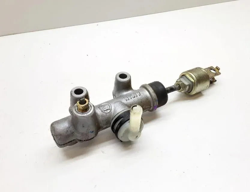 TOYOTA Previa 2 generation (2000-2006) Цилиндр сцепления 33698332