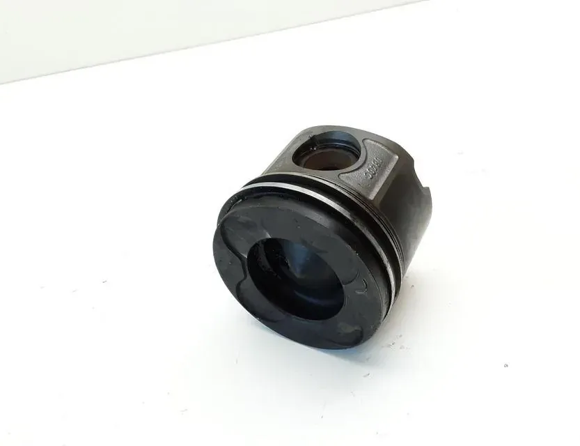 BMW 3 Series E90/E91/E92/E93 (2004-2013) Piston 0840C 33698726