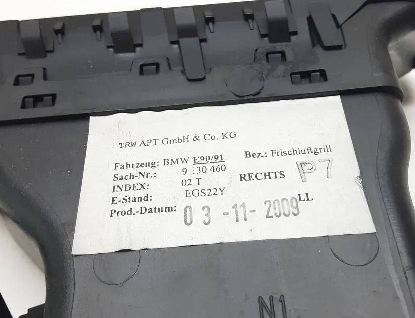 BMW 3 Series E90/E91/E92/E93 (2004-2013) Instrumentu paneļa gaisa kanāli 9130460 33698847