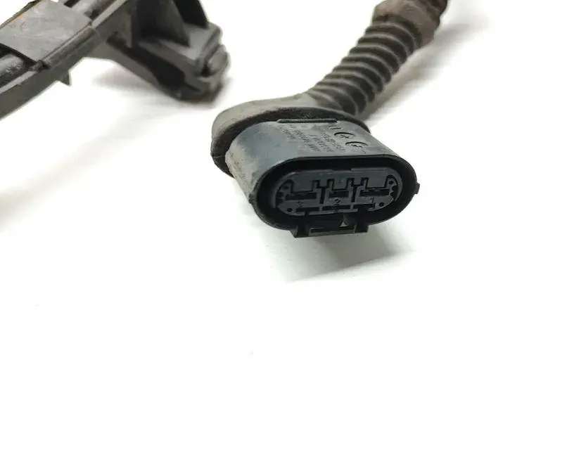 BMW 5 Series F10/F11 (2009-2017) Kabeļi / vadi 9247944 33702759