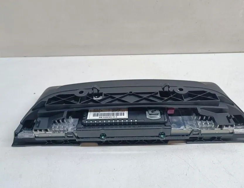 BMW 6 Series F06/F12/F13 (2010-2018) Екран навигаций 9266383 33703733