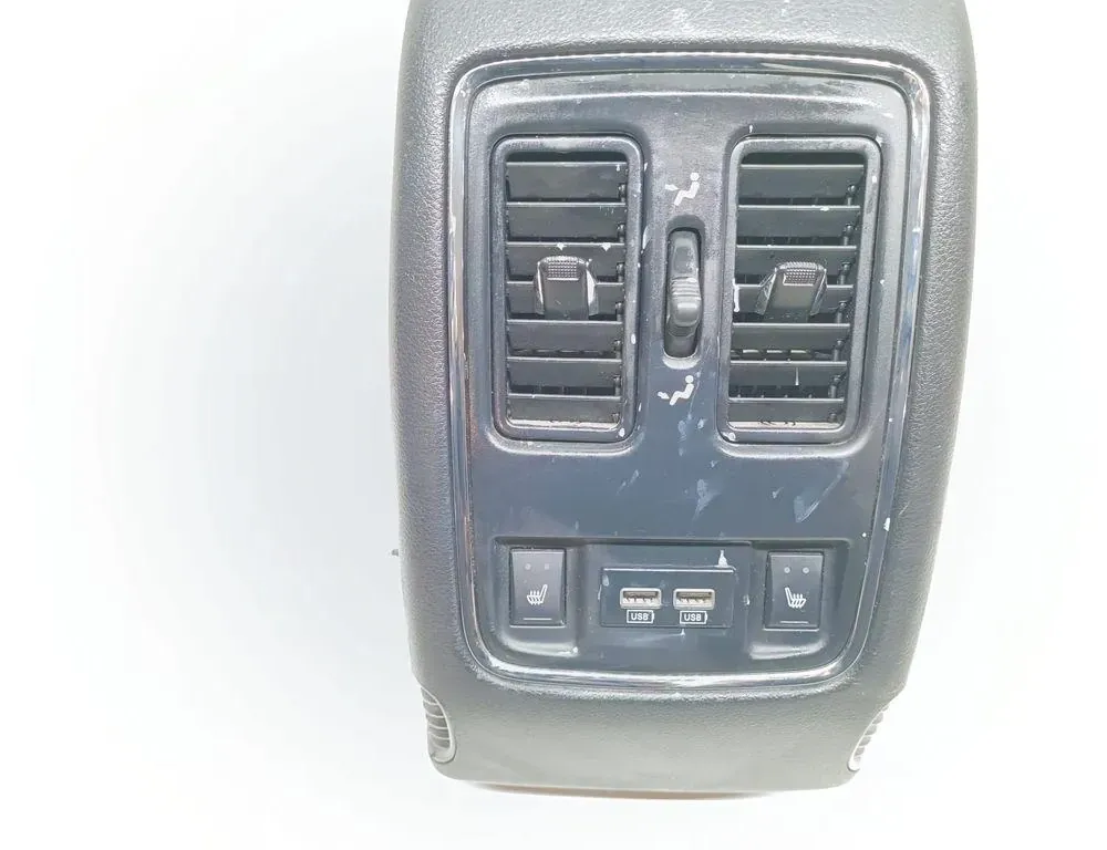 JEEP Grand Cherokee 4 generation (WK) (2004-2024) Задняя воздушная решётка 04815500 33704398