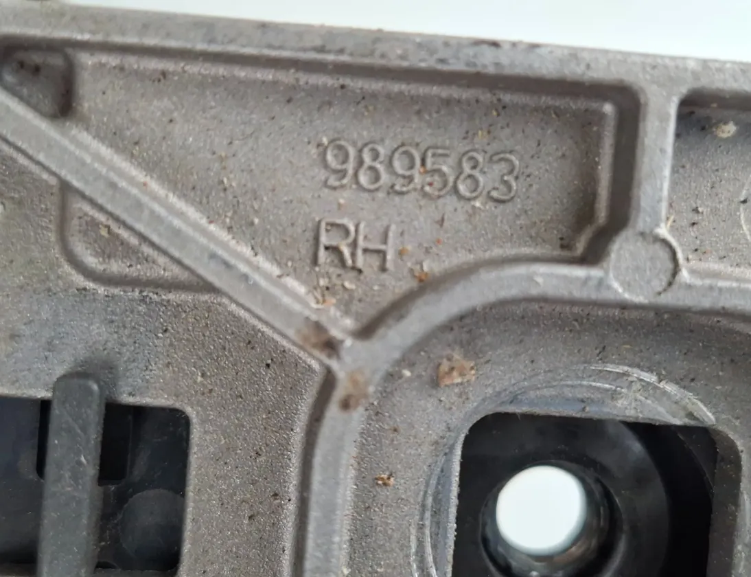 AUDI A5 Sportback F5 (2016-2024) Aizmugurējo labo durvju logu pacēlājs 989583 33366542