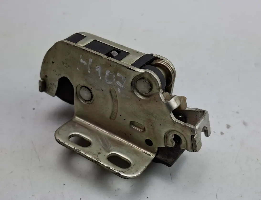 MERCEDES-BENZ Sprinter 1 generation (903) (1995-2006) Aizmugurējo kreiso durvju slēdzene A9067401135 33501787