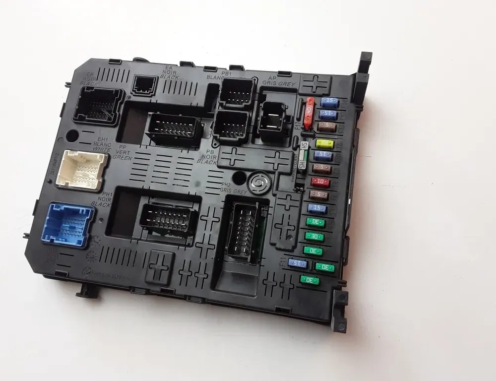 CITROËN Berlingo 2 generation (2008-2023) Drošinātāju kārba 281197595 34354546