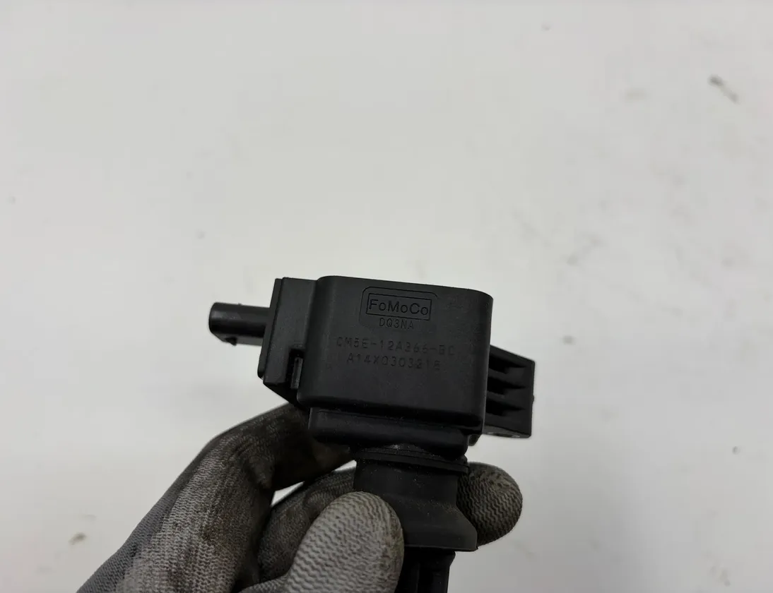 FORD USA Mustang 6 generation (2014-2024) Augstsprieguma aizdedzes spole CM5E12A366BC,CM5E-12A366-BC 34357797