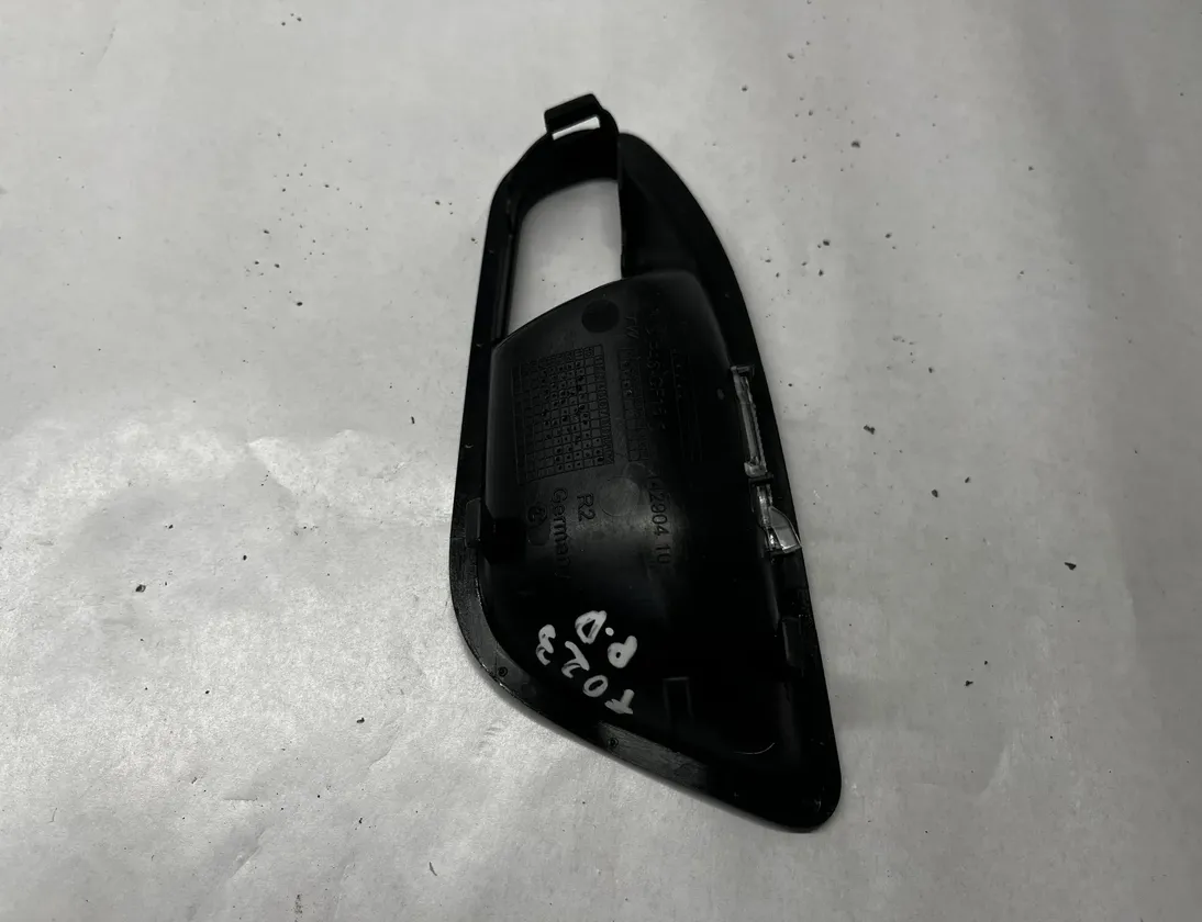 BMW 2 Series F22/F23 (2013-2020) Right Front Internal Door Opening Handle 14290410,142904 17035367