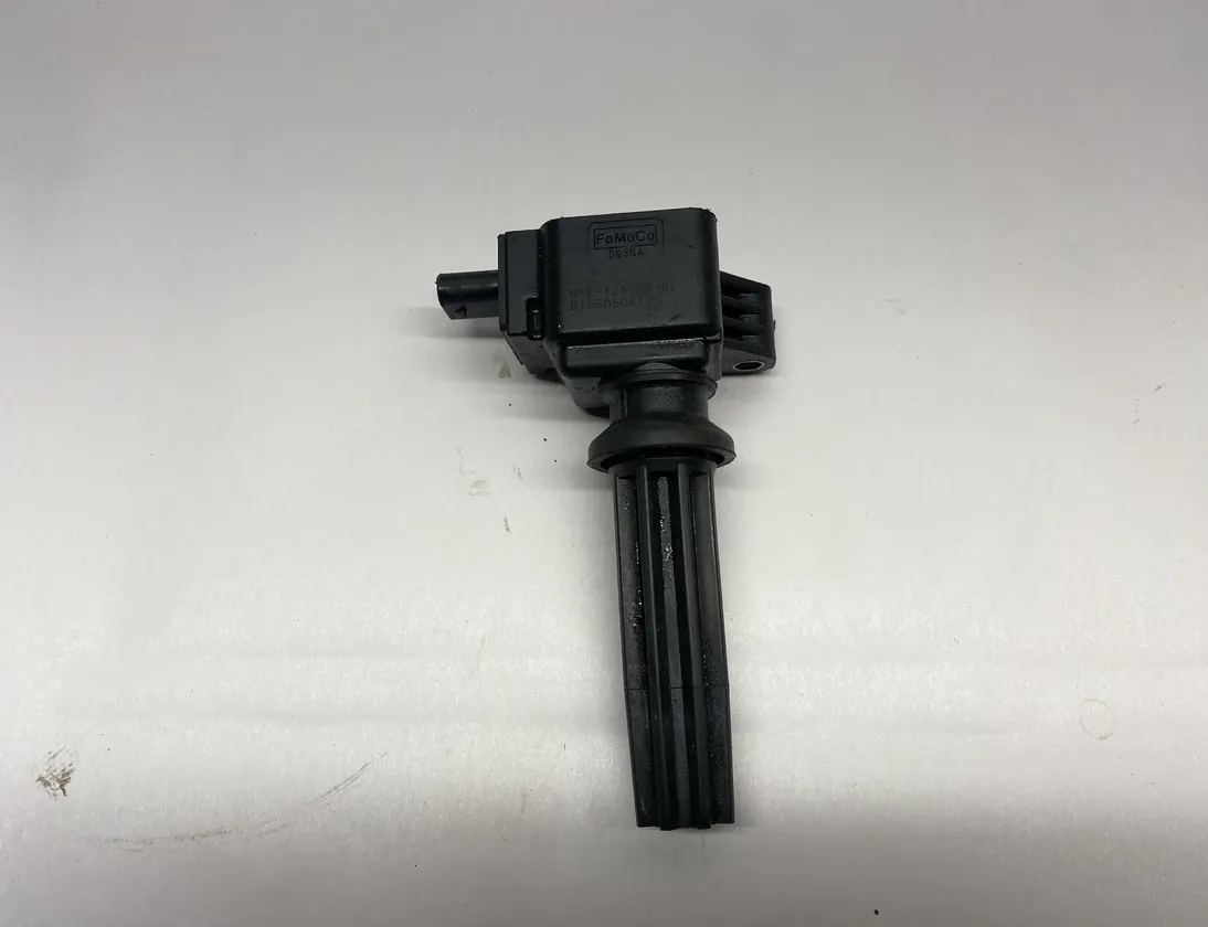 FORD USA Mustang 6 generation (2014-2024) Augstsprieguma aizdedzes spole CM5E12A366BC,CM5E-12A366-BC 20493855