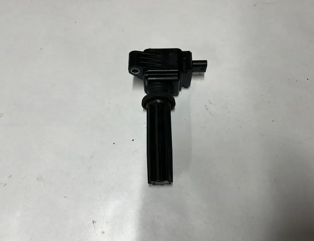 FORD USA Mustang 6 generation (2014-2024) Augstsprieguma aizdedzes spole CM5E12A366BC,CM5E-12A366-BC 28449201