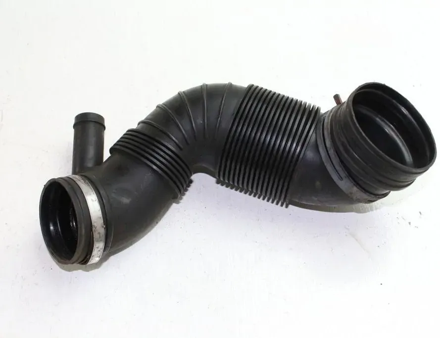 VOLKSWAGEN Passat B7 (2010-2015) Воздухозаборная труба 3C0129654 33273668