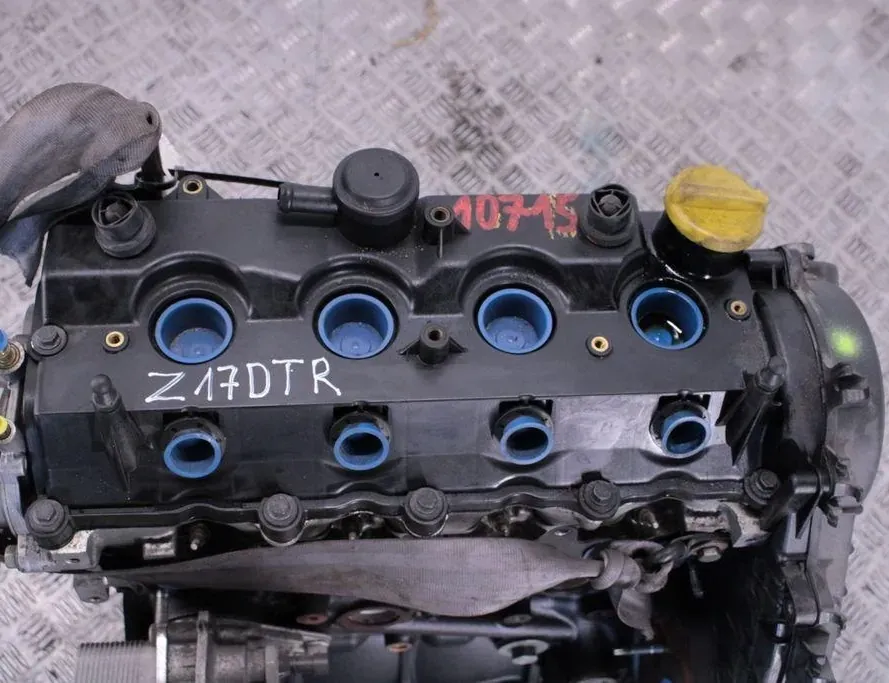 OPEL Astra J (2009-2020) Двигатель Z17DTR 33273745