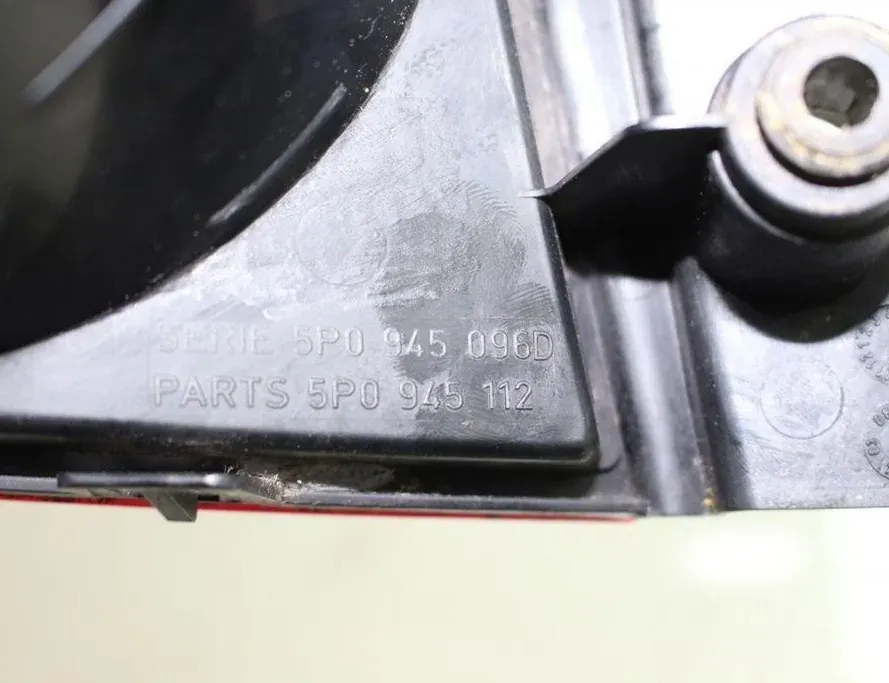 SEAT Altea 1 generation (2004-2013) Aizmugurējais labais lukturis 5P0945112,5P0945096D 33274633
