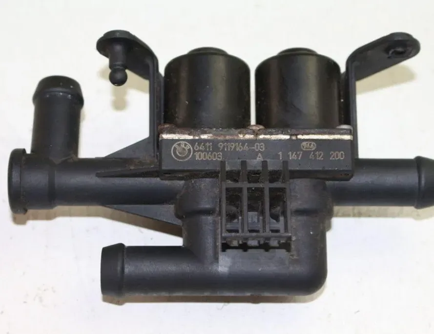 BMW 5 Series F10/F11 (2009-2017) Клапан радиатора отопления 9119164 33276775