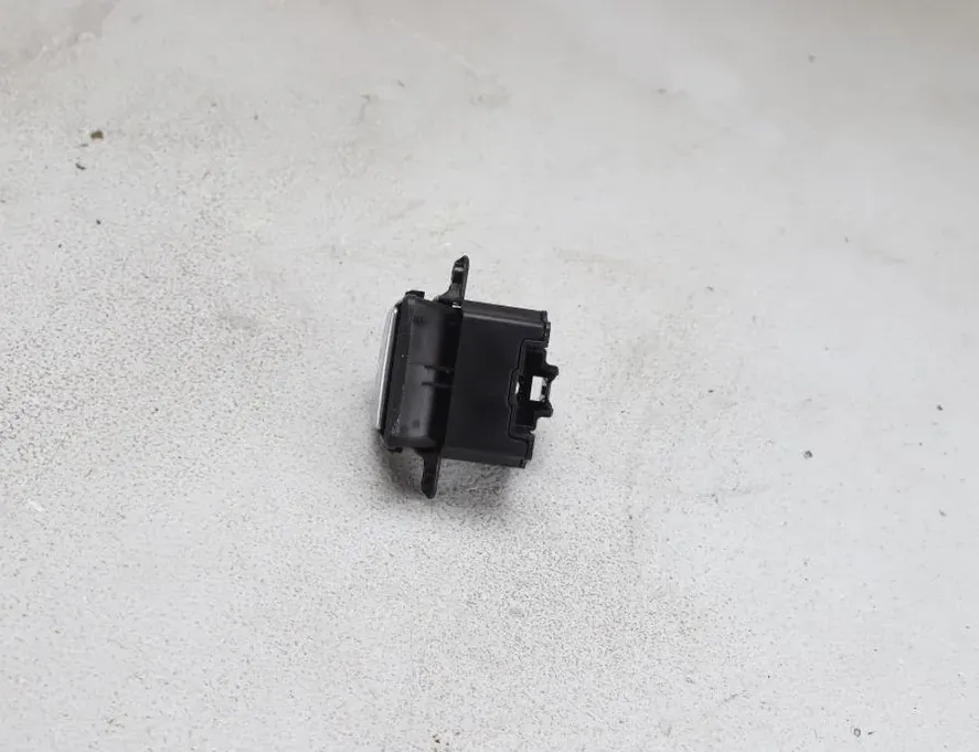 LAND ROVER Range Rover Evoque L538 (1 gen) (2011-2020) Handbrake Button 33277728