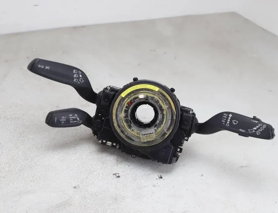 AUDI Q5 8R (2008-2017) Подрулевой переключатель 4G8953502AD 33284506