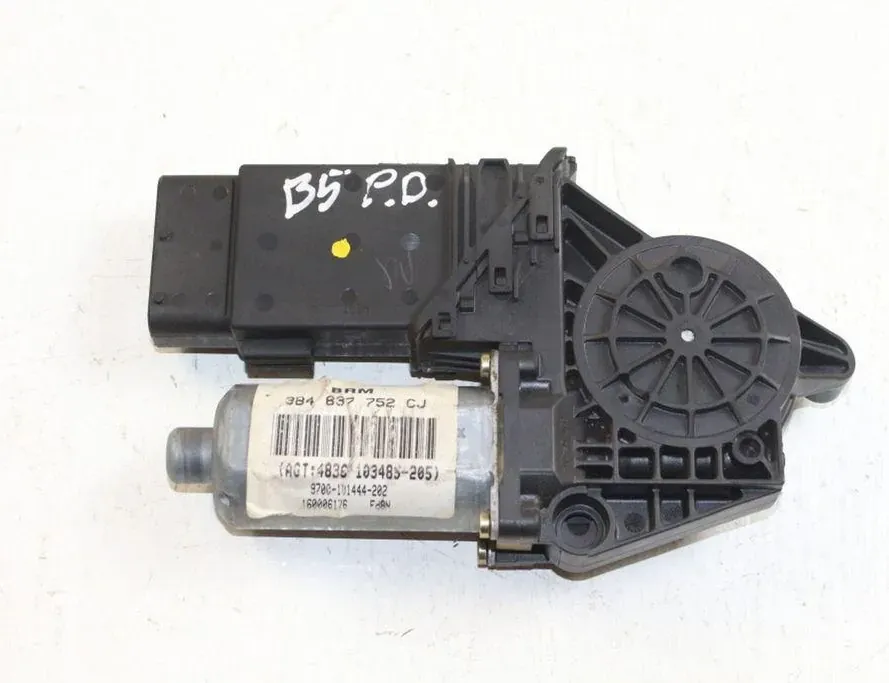VOLKSWAGEN Passat B6 (2005-2010) Маторчик стеклоподъемника передней левой двери 3B4837752CJ 33285124