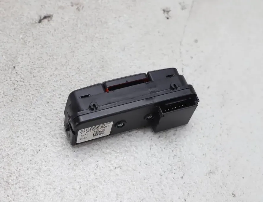 MERCEDES-BENZ CLA-Class C117 (2013-2016) ABS Switch A1728208610 33285272