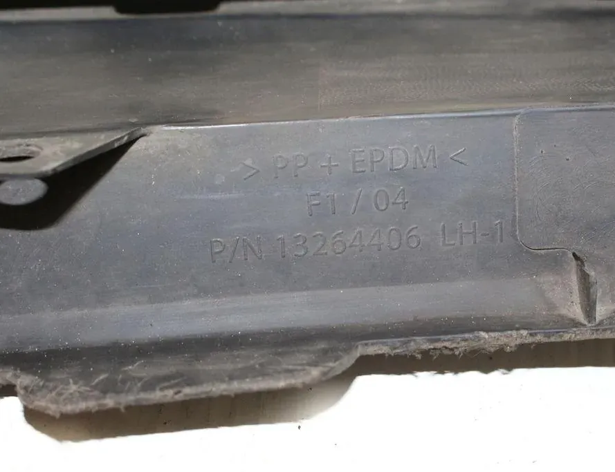 OPEL Astra J (2009-2020) Нижний бампер (губа) 13264406 33286152