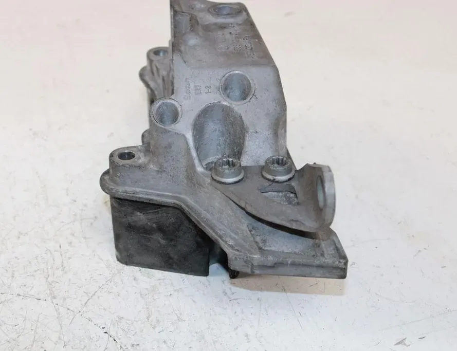 VOLKSWAGEN Golf 8 generation (2019-2023) Кронштейн двигателя правой стороны 036199275AH 33287071