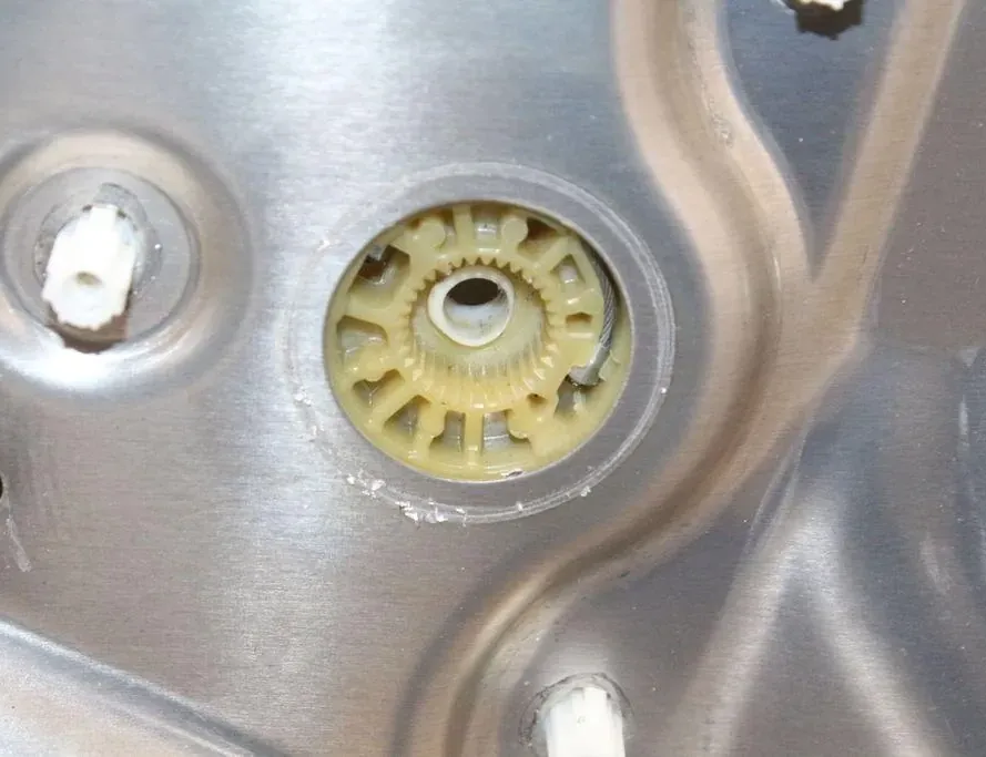 MERCEDES-BENZ E-Class W211/S211 (2002-2009) Aizmugurējo labo durvju logu pacēlājs A2128201102 33289777