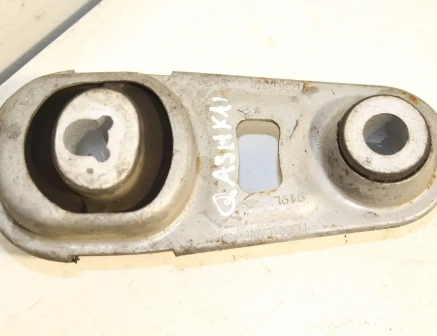 NISSAN Qashqai 2 generation (2013-2023) Front engine mount 112383734R 33293590