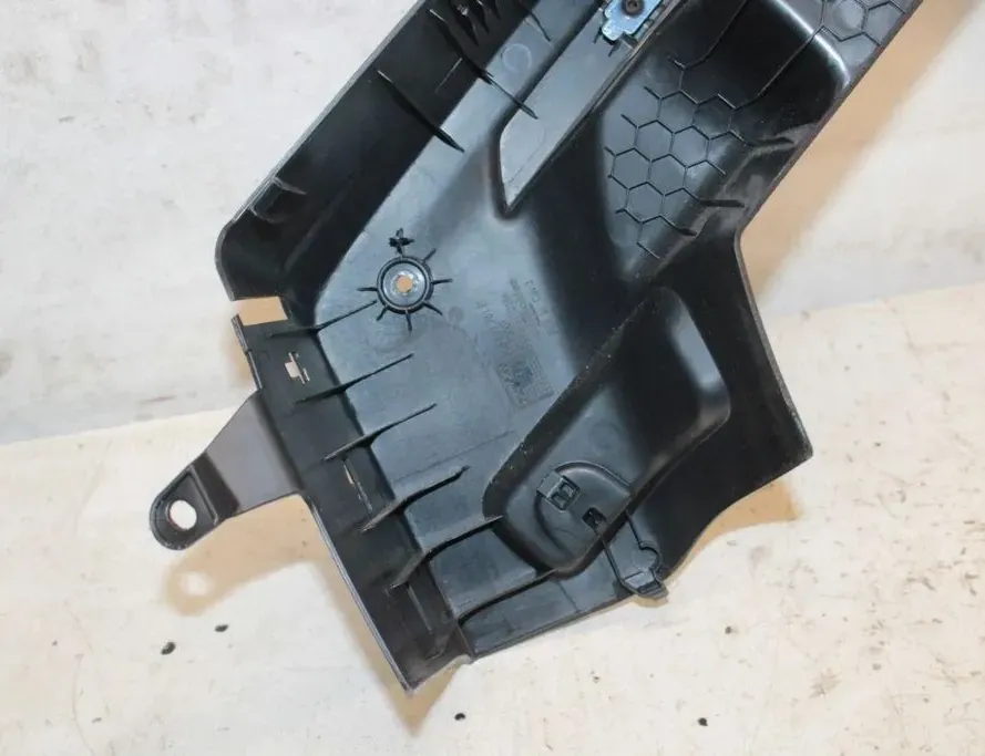 VOLKSWAGEN Golf 8 generation (2019-2023) Citas apdares detaļas 5G6867761,5G6867761E 33294745