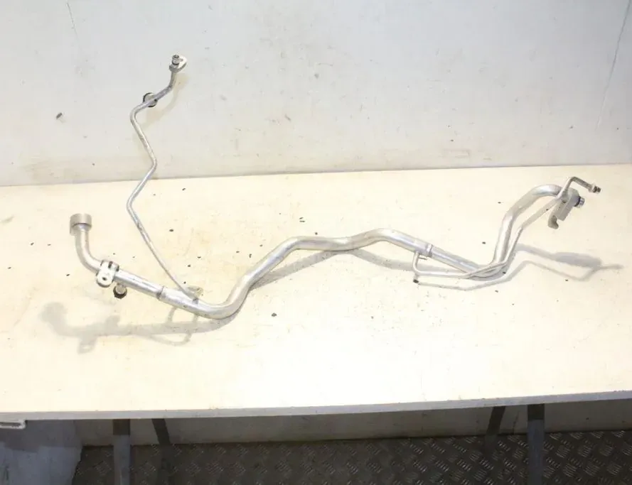 NISSAN X-Trail T32 (2013-2022) Gaisa kondicionētāja trubas 924464BA0A 33295856