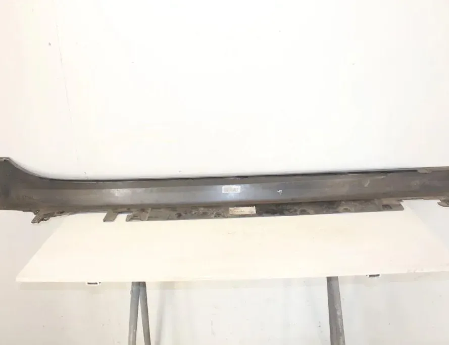 BMW 1 Series F40 (2019-2024) Left Side Plastic Sideskirt Cover 7461381 33299412