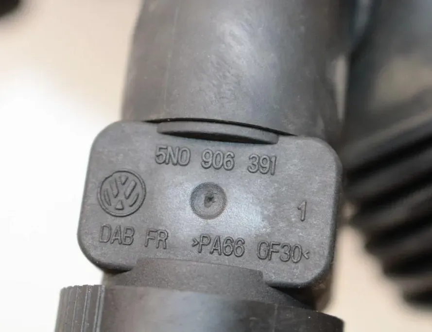 VOLKSWAGEN Passat B7 (2010-2015) Другие трубы 3C0129654AH 33300405