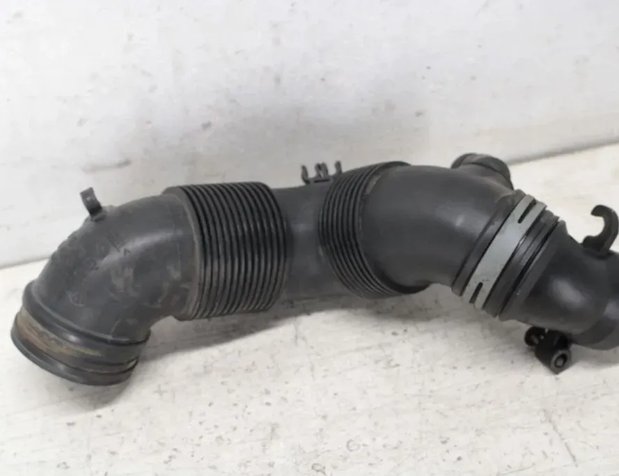 VOLKSWAGEN Caddy 3 generation (2004-2015) Other tubes 3C0129654N 33300634