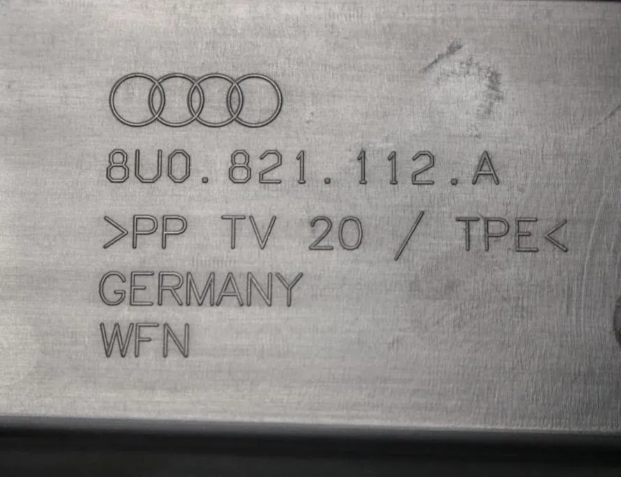 AUDI Q3 F3 (2018-2024) Wing completion 8U0821112A 33302560