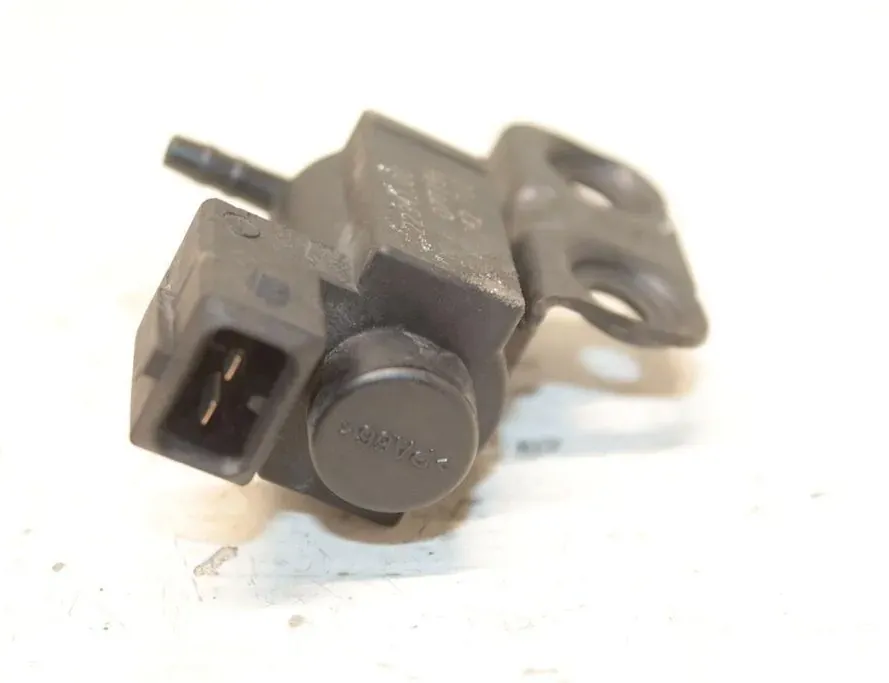 BMW 1 Series E81/E82/E87/E88 (2004-2013) Solenoid Valve 722341 33303279