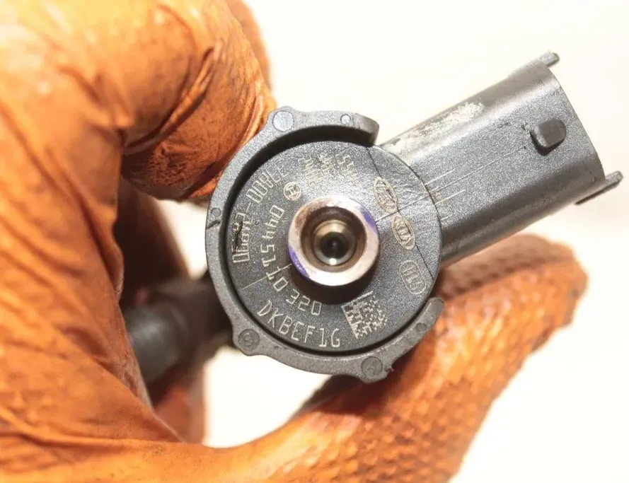 KIA Cee'd 2 generation (2012-2018) Форсунка 338002A900 33397719