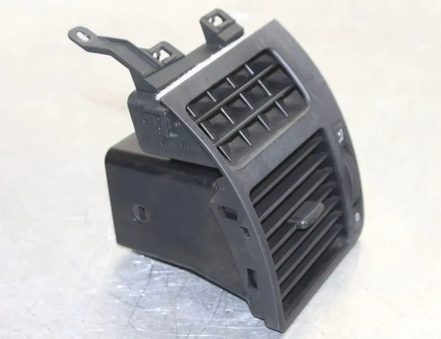 VOLKSWAGEN Touran 1 generation (2003-2015) Вентиляционные отверстия в приборной панели 1T0819703A 33398341