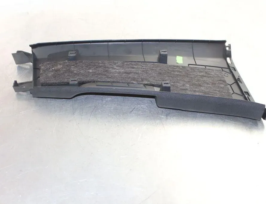 VOLKSWAGEN Golf 8 generation (2019-2023) Стойка правой стороны 5G4867291 33398485