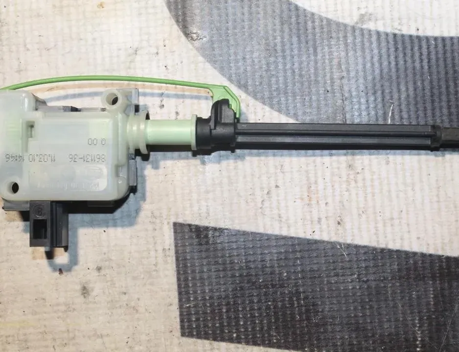 VOLVO S60 2 generation (2010-2020) Fuel Tank Cover Lock 86113136 29466517