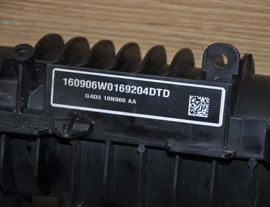 LAND ROVER Range Rover Evoque L538 (1 gen) (2011-2020) Intake Manifold G4D39424CB,G4D318N968AA 33130271