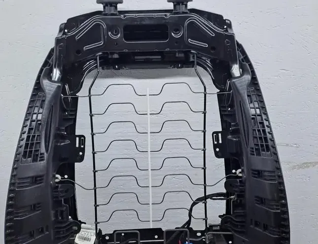 MERCEDES-BENZ C-Class W205/S205/C205 (2014-2023) Priekšējais labais sēdeklis A0009101503 33479698